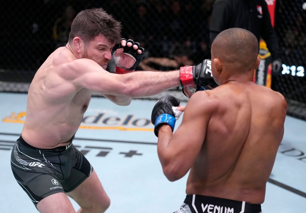 Jim Miller tiếp tục chuỗi thắng knockout, phá vỡ kỉ lục tại UFC