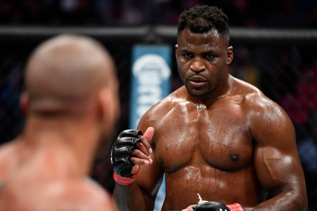 Nói về UFC, Francis Ngannou lên tiếng ủng hộ Jake Paul: “Tôi từng cầu xin được thi đấu”