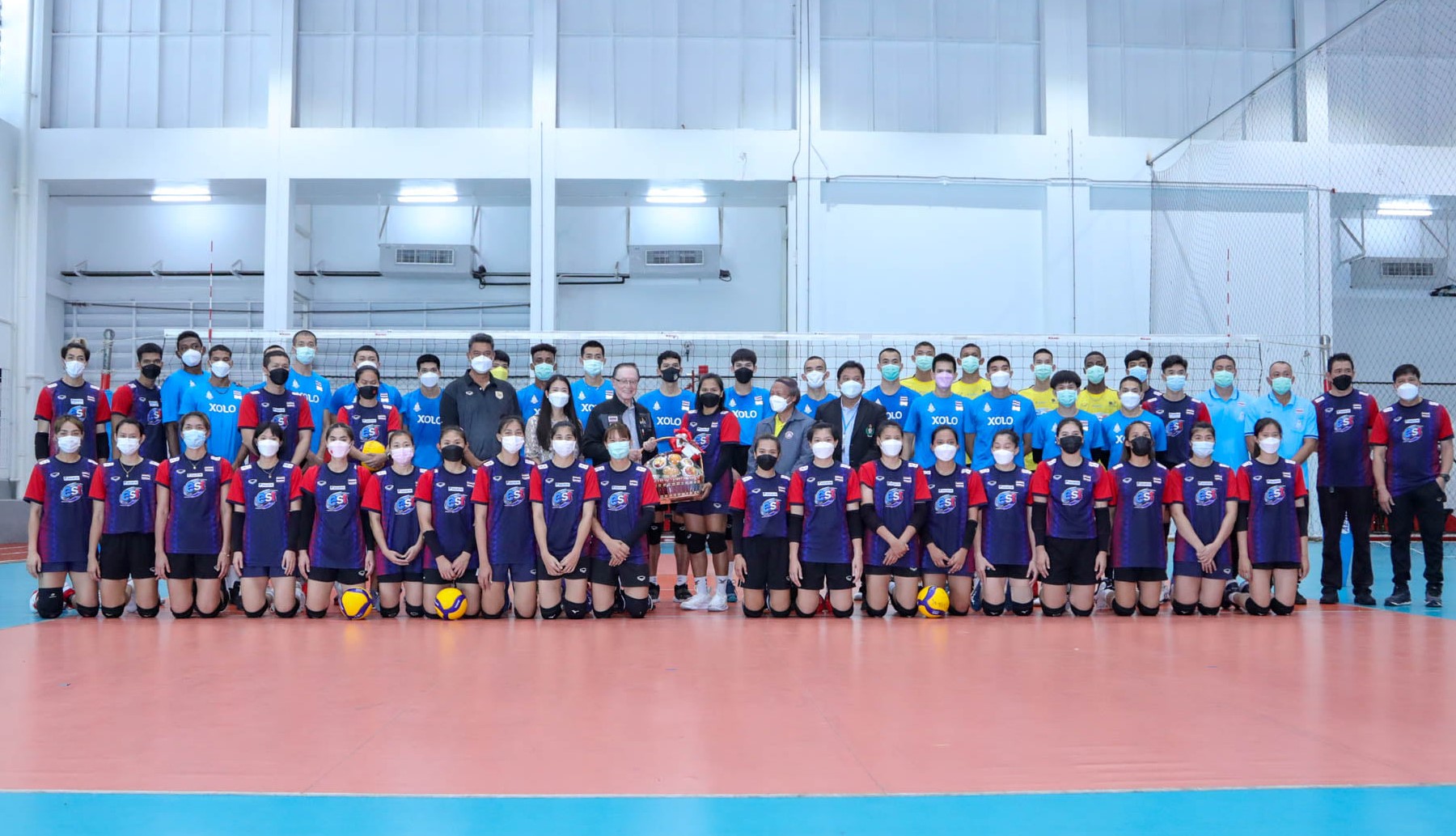Bóng chuyền Thái Lan ráo riết tập luyện, hướng tới mục tiêu toàn Vàng tại SEA Games 31