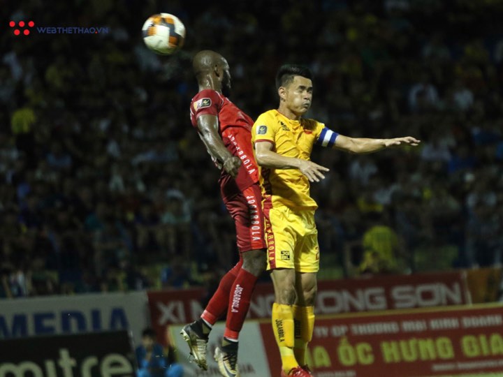 Trận Hà Nội vs Thanh Hóa hoãn vì đội khách có 18 ca nhiễm COVID-19