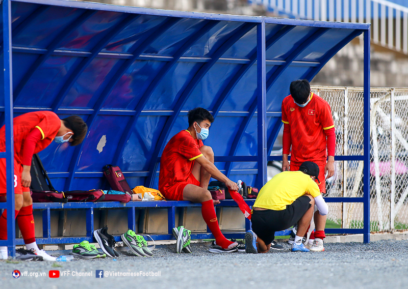 Thêm 1 cầu thủ nghi nhiễm COVID-19, U23 Việt Nam còn 13 người đá Timor Leste