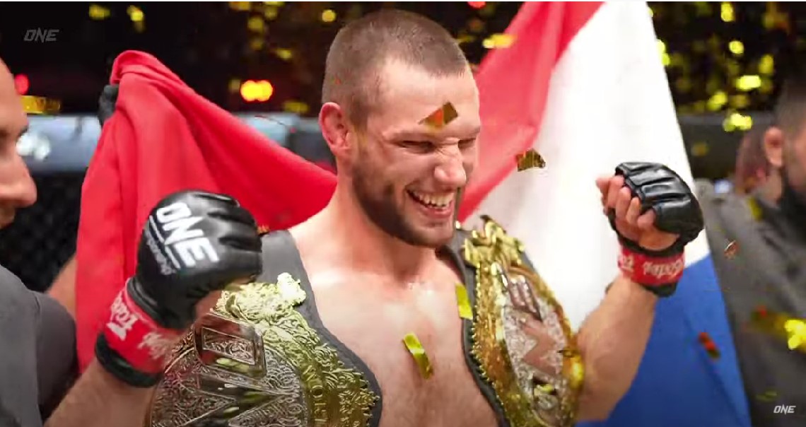 Chế ngự Kiam Abbasov, Reinier de Ridder nhắm tới chiếc đai thứ 3 ở ONE Championship
