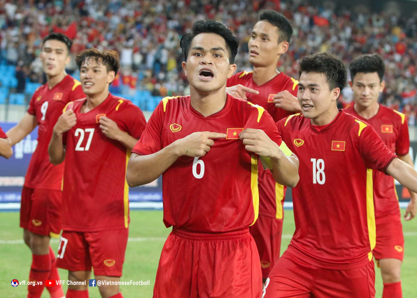 Chủ tịch nước và Thủ tướng chúc mừng chức vô địch ý nghĩa của U23 Việt Nam