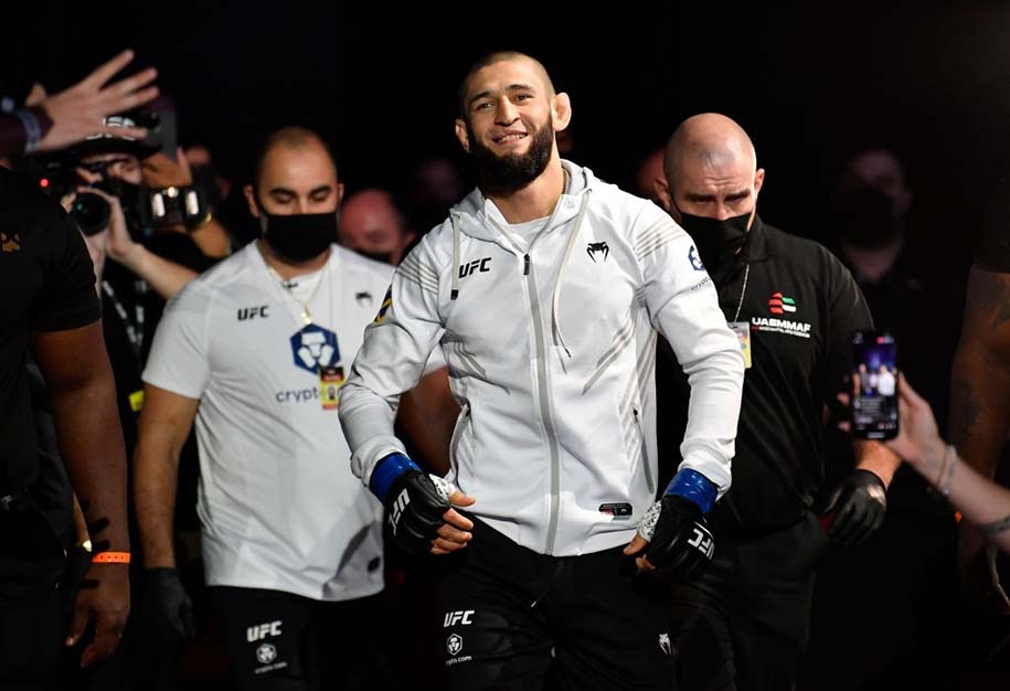 Chính thức: Khamzat Chimaev thượng đài với Gilbert Burns tại UFC 273