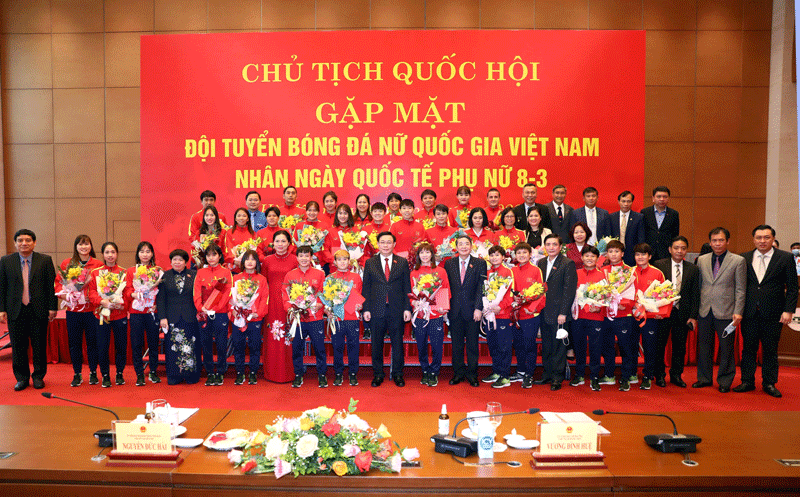 Chủ tịch Quốc hội gặp mặt tuyển nữ Việt Nam nhân ngày Quốc tế Phụ nữ Chủ tịch Quốc hội gặp mặt tuyển nữ Việt Nam nhân ngày Quốc tế Phụ nữ