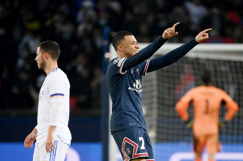 Đội hình ra sân Real Madrid vs PSG: Benzema đọ súng Mbappe Đội hình ra sân Real Madrid vs PSG: Benzema đọ súng Mbappe