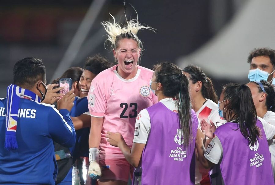 SEA Games 31: Câu chuyện "thần tiên" của 2 chị em gốc Mỹ ở tuyển nữ Philippines