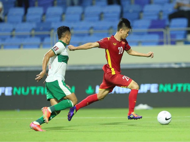 Phan Văn Đức rời tuyển Việt Nam, ông Park chia tay cầu thủ thứ 6