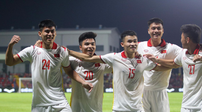 Dubai Cup 2022: Sát giờ thi đấu, U23 Việt Nam bị đổi lịch, đổi sân trận gặp U23 Iraq