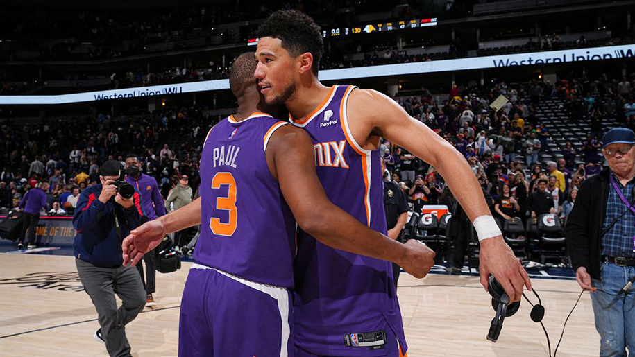 Devin Booker bùng nổ, Phoenix Suns trở thành “vua Regular Season 2021-22”