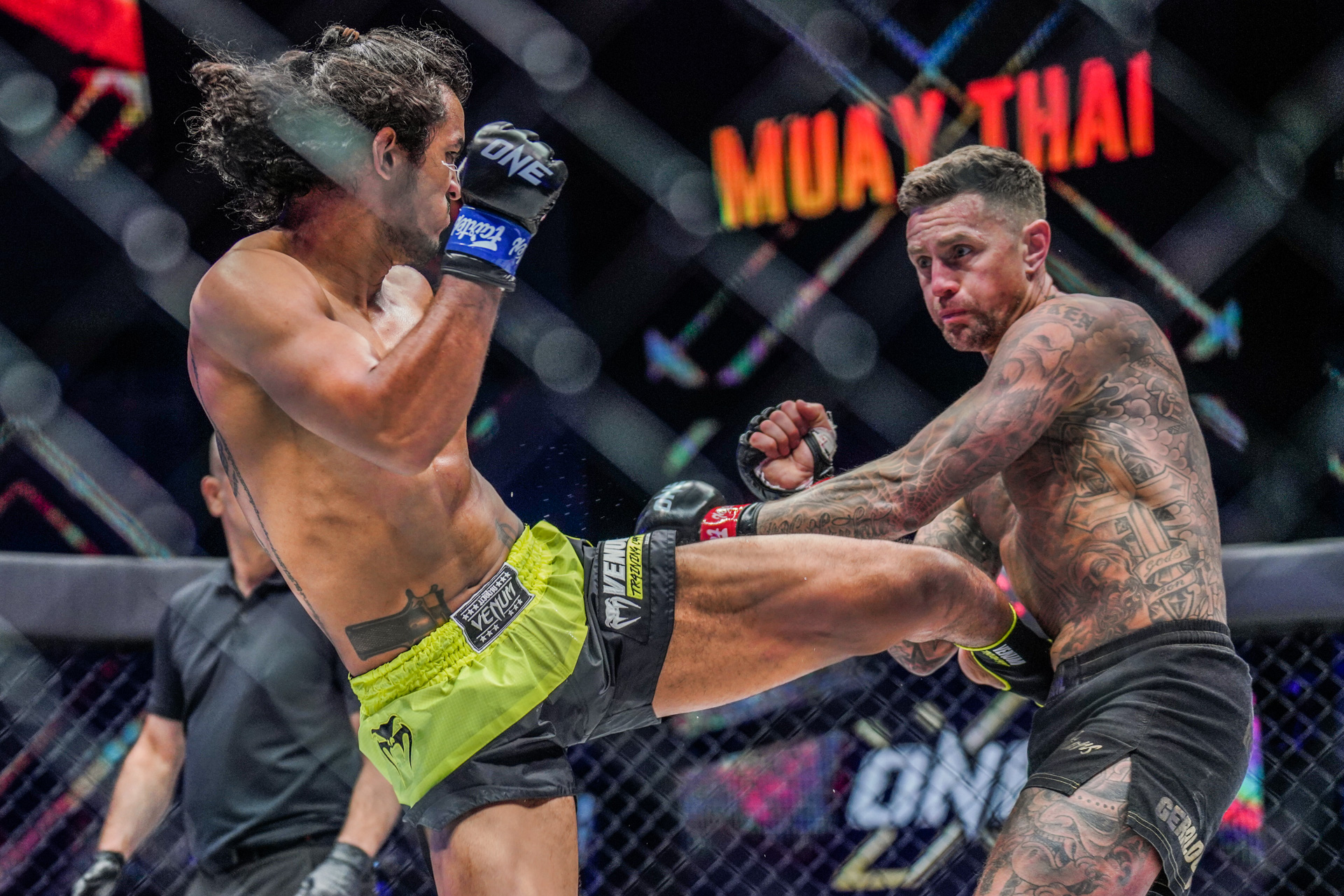 Highlight ONE X: Part 1 - Nieky Holzken gục ngã, Chingiz Allazov giành đai Kickboxing WGP sau đại chiến 3 hiệp