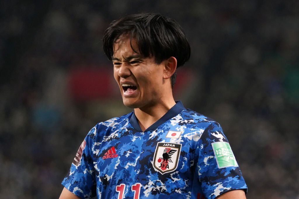 Nhạt nhoà trước Việt Nam, "Messi Nhật" bị báo Tây Ban Nha chỉ trích
