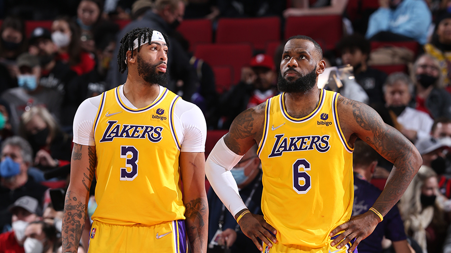 Cập nhật tình hình chấn thương của Anthony Davis và LeBron James