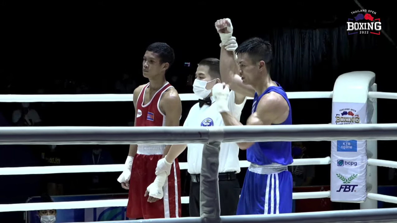Nguyễn Văn Đương hạ đối thủ Campuchia, thẳng tiến bán kết giải Boxing Thái Lan mở rộng 2022