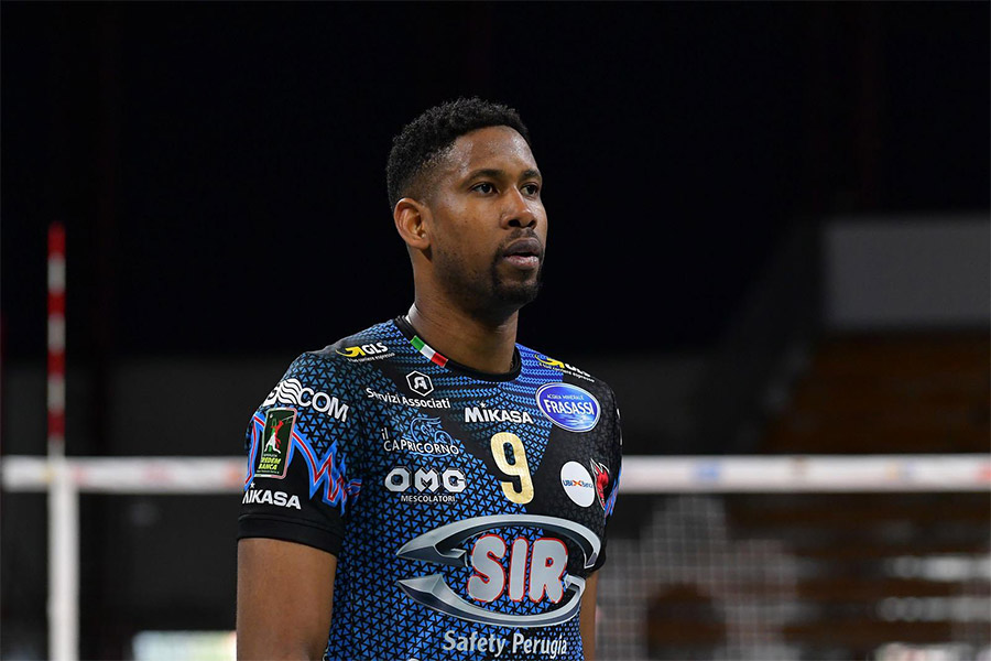 "Sư tử" Wilfredo Leon dừng bước tại Bán kết CEV Champions League 2021/22
