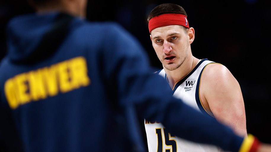 “The Joker" Nikola Jokic làm nên lịch sử với bộ chỉ số chưa từng thấy tại NBA