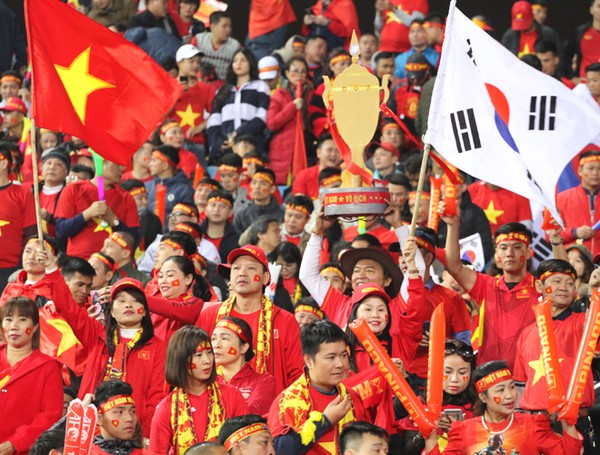 Vé xem U23 Việt Nam đấu “hậu duệ” Son Heung Min cao nhất 300 ngàn đồng