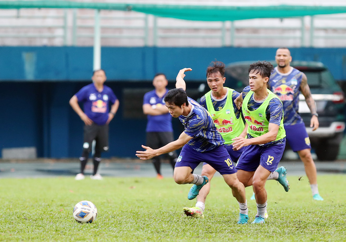 HLV Kiatisuk: HAGL sẽ cố gắng chơi cống hiến ở AFC Champions League