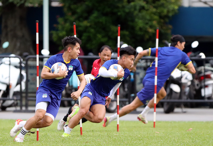 Lịch thi đấu bóng đá hôm nay 16/4: HAGL vs Yokohama F. Marinos đá mấy giờ?