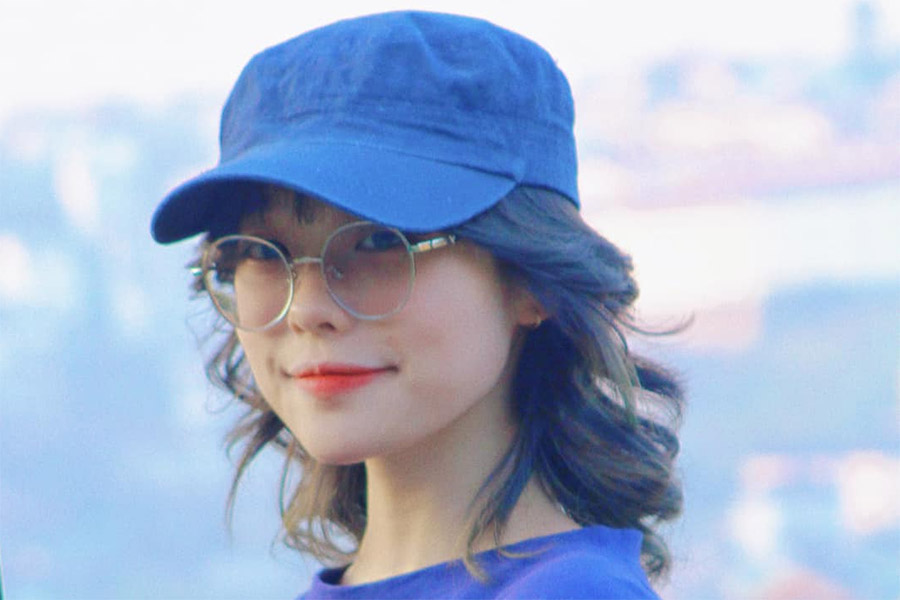 Yoosul, nữ MC mới của Tốc Chiến Việt nam tại SEA Games 31