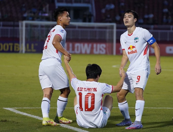 Lịch thi đấu bóng đá hôm nay 25/4: HAGL vs Jeonbuk Motors đá mấy giờ?