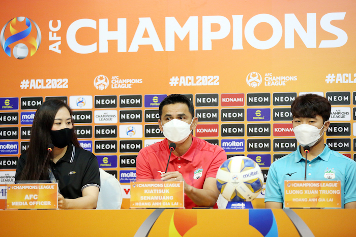 Sớm bị loại, HLV Kiatisuk tuyên bố ngáng đường "ông lớn" Nhật Bản ở AFC Champions League