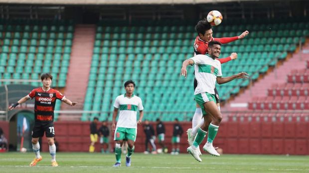 Thua đội hạng 2 Hàn Quốc, HLV Shin Tae Yong nói: “U23 Indonesia sa sút tinh thần”