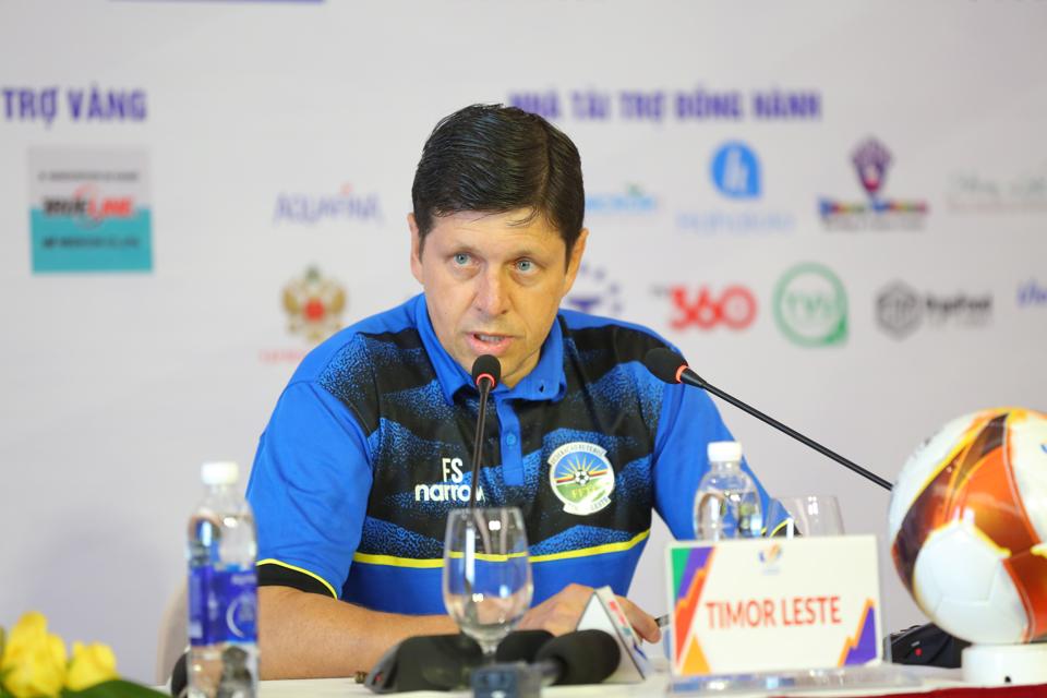 HLV Brazil: Việt Nam và Indonesia không phải đối thủ lớn nhất của U23 Timor Leste