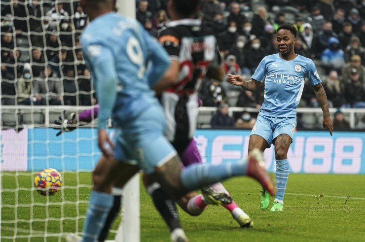 Kết quả Man City 5-0 Newcastle: Tiến gần chức vô địch