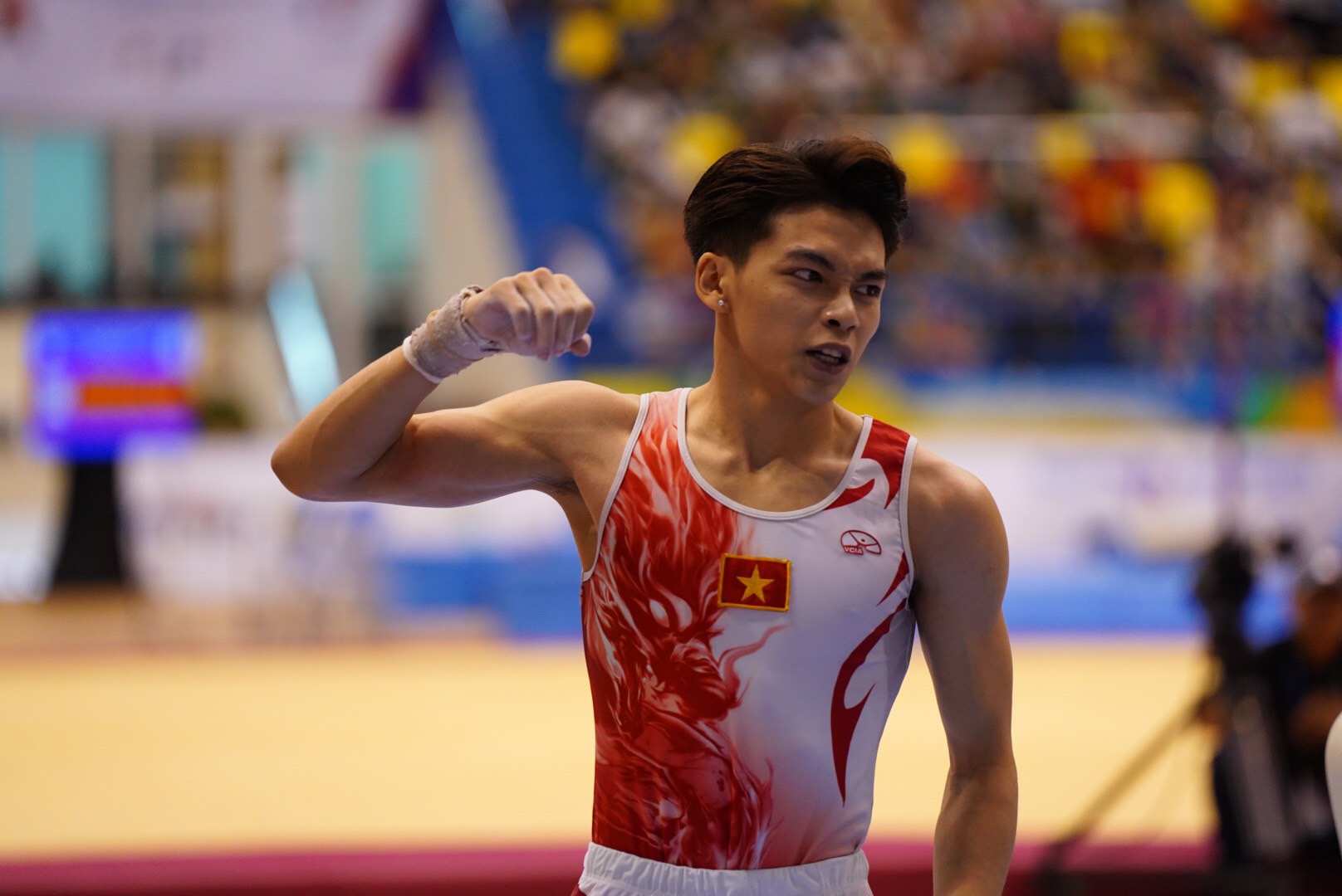 Vẫn còn run với tấm HCV SEA Games 31, "sao mai" TDDC Xuân Thiện tiết lộ bí quyết đánh bại Carlo Yulo
