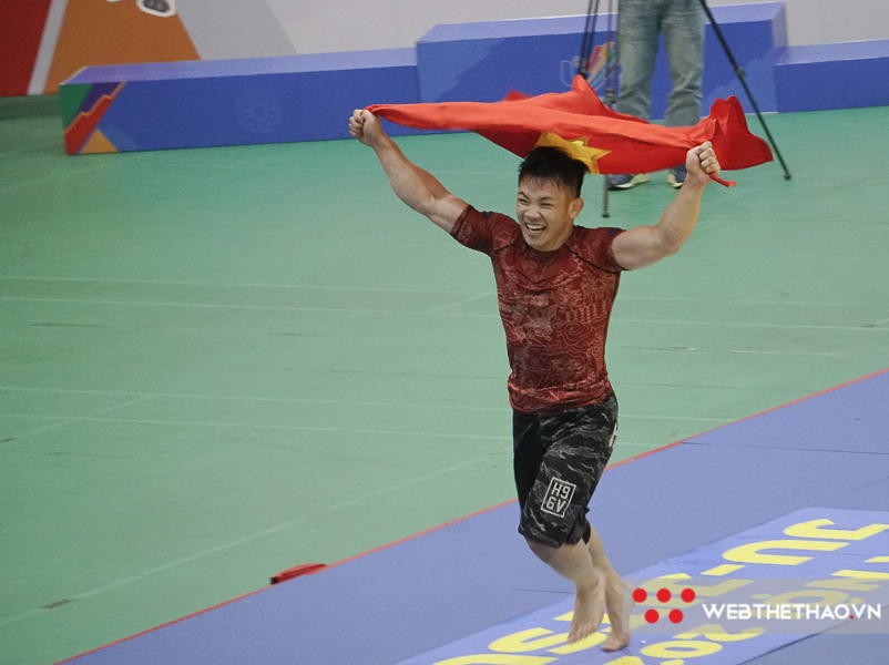 Phùng Thị Huệ, Đào Hồng Sơn giành 2 HCV Jujitsu SEA Games đầu tiên trong lịch sử