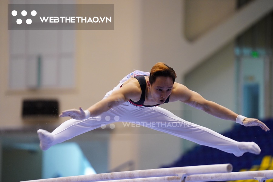Hotboy TDDC Đinh Phương Thành khiến nhà VĐTG Carlo Yulo “điếng người” vì rớt HCV SEA Games 31