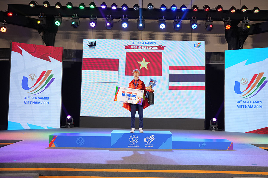 VĐV Việt Nam trẻ tuổi nhất giành HCV SEA Games 31 là ai?