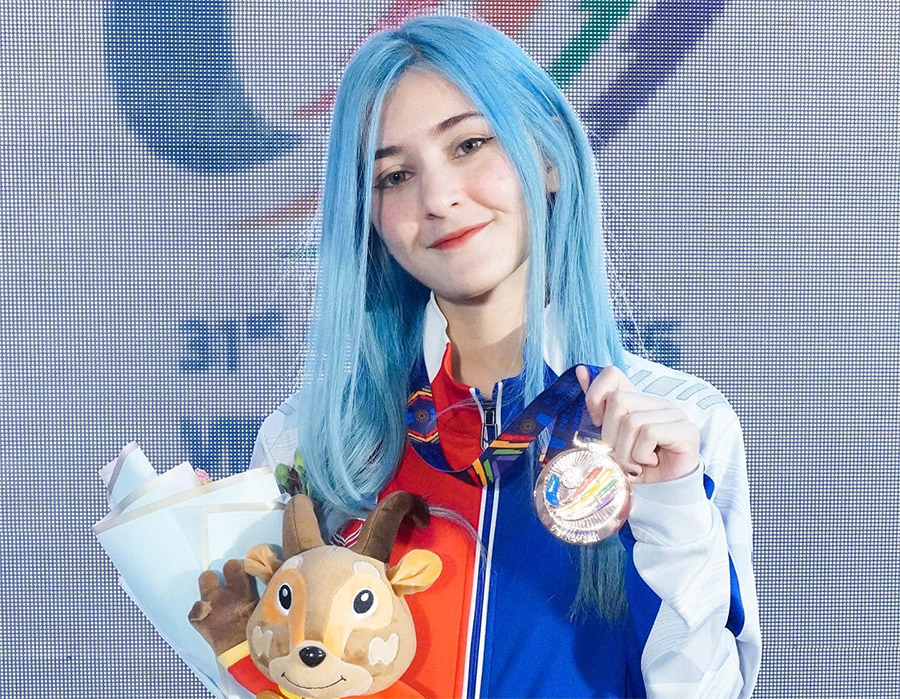Nữ xạ thủ Tốc Chiến Thái Lan phấn khích vì trải nghiệm băng qua đường tại Việt Nam