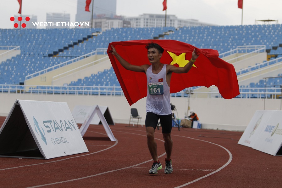 SEA Games 31 ngày 19/05: Hoàng Nguyên Thanh giành HCV lịch sử cho marathon Việt Nam SEA Games 31 ngày 19/05: Hoàng Nguyên Thanh giành HCV lịch sử cho marathon Việt Nam