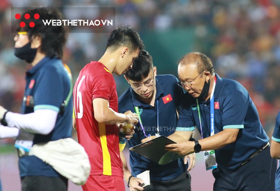 HLV Park Hang Seo: U23 Việt Nam xem rất nhiều video về U23 Thái Lan HLV Park Hang Seo: U23 Việt Nam xem rất nhiều video về U23 Thái Lan
