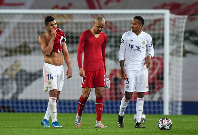 Real Madrid vs Liverpool: Sự thật về số thẻ phạt và phạm lỗi Real Madrid vs Liverpool: Sự thật về số thẻ phạt và phạm lỗi