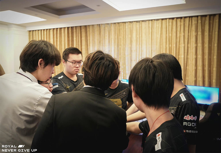 RNG Ming: Chúng tôi chưa phải là những người xuất sắc nhất