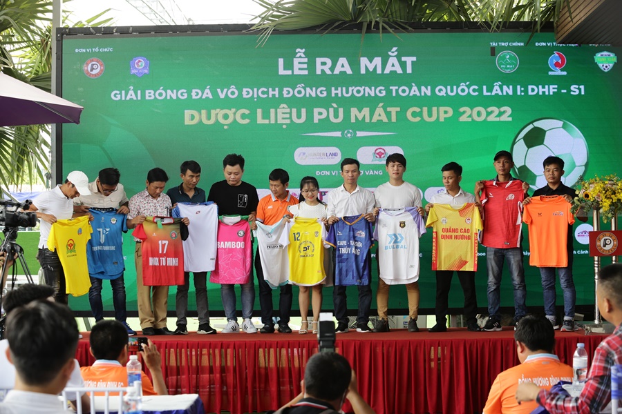 V.League tạm nghỉ, nhiều cầu thủ góp mặt ở giải đồng hương toàn quốc