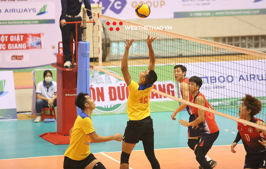 Sanest Kh&aacute;nh H&ograve;a chi&ecirc;u mộ ngoại binh 