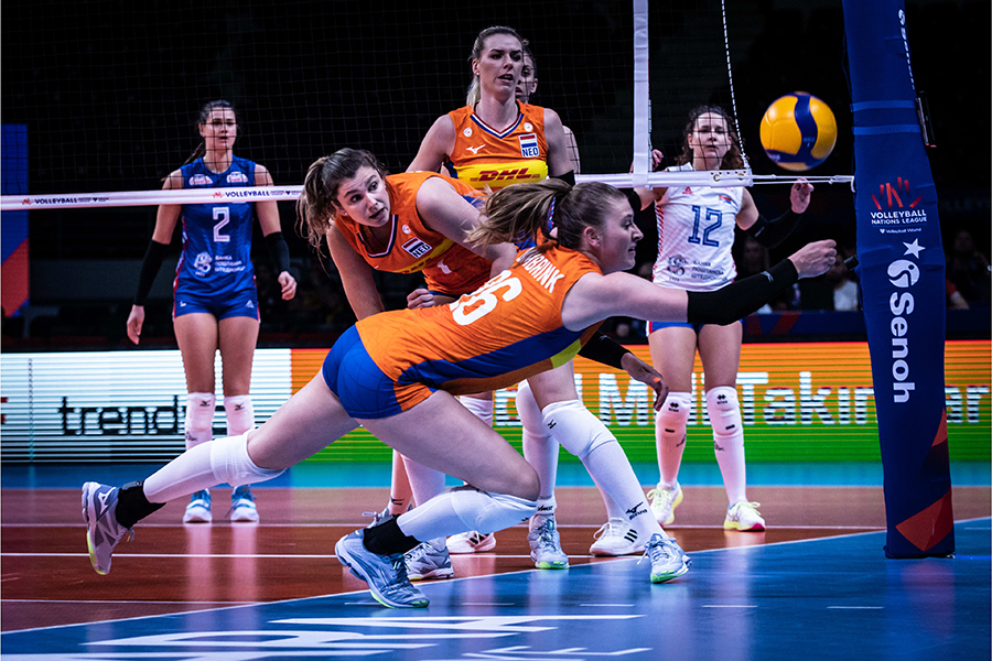 Thất bại đầy nuối tiếc trước Serbia, H&agrave; Lan giậm ch&acirc;n ở nh&oacute;m cuối bảng VNL 2022