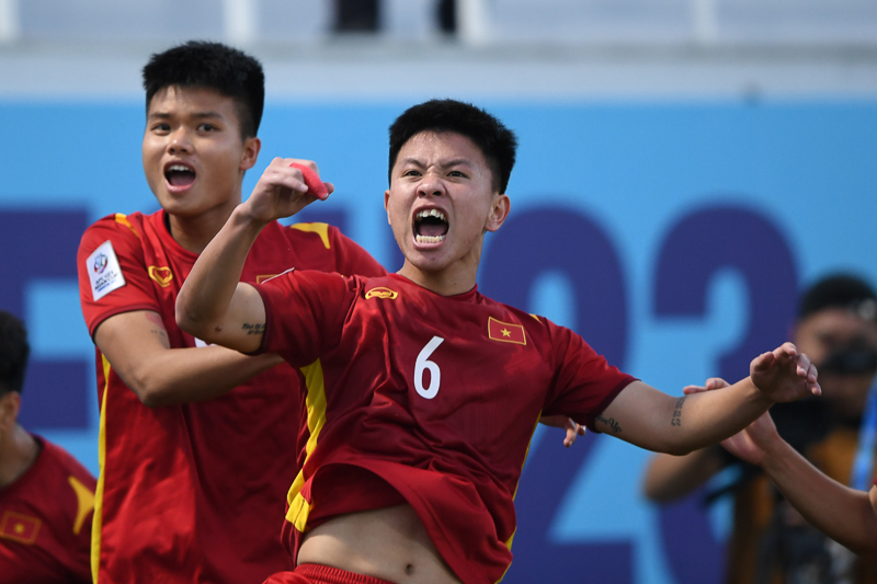 Vũ Tiến Long tiết lộ bí quyết lập siêu phẩm vào lưới U23 Hàn Quốc