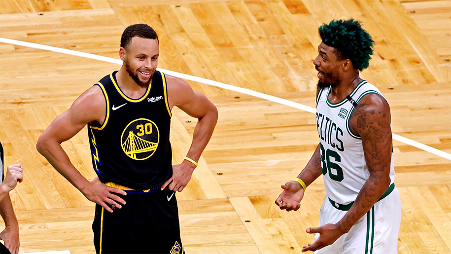Boston Celtics thể hiện sức mạnh cơ bắp, dẫn trước Warriors 2-1 tại NBA Finals 2022
