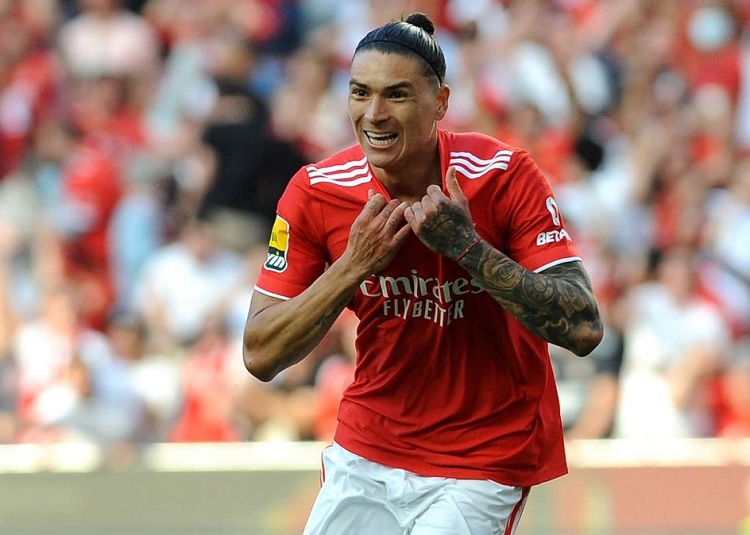 Darwin Nunez sẽ có giá đắt hơn Van Dijk khi đến Liverpool