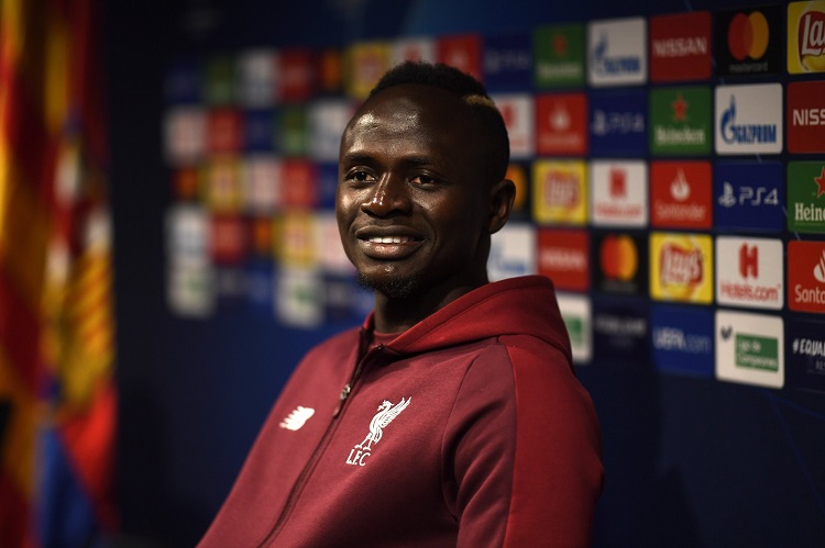 Bayern đề nghị nực cười cho Mane và bị Liverpool từ chối thẳng thừng