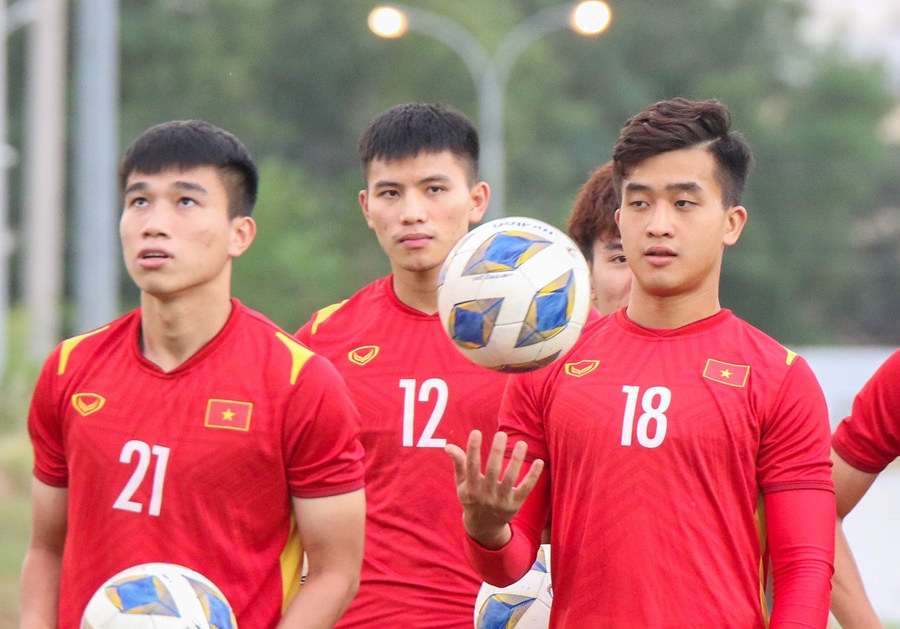 Danh Trung trở lại, U23 Việt Nam có lực lượng mạnh nhất quyết chiến U23 Saudi Arabia