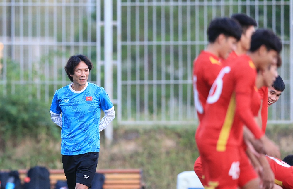 HLV Gong Oh Kyun nằm trong kế hoạch chuẩn bị SEA Games 32 của U23 Việt Nam
