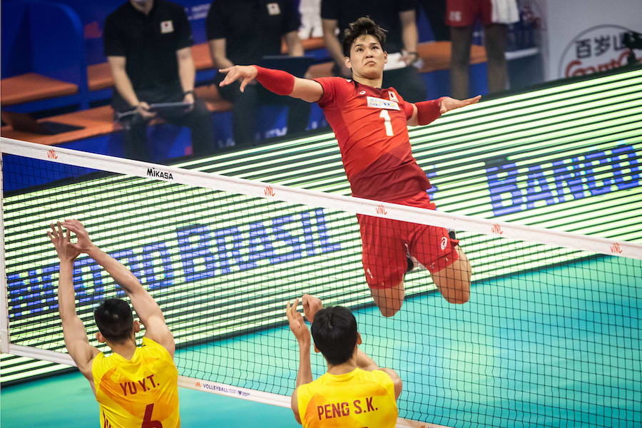 Top 5 VĐV bóng chuyền nam ghi điểm xuất sắc nhất tuần đầu VNL 2022: Dấu ấn hàng loạt sao trẻ