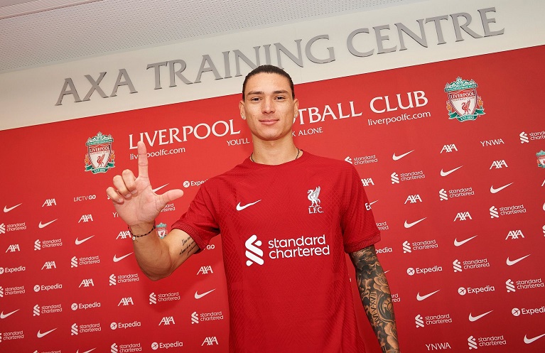 Klopp hứa hẹn về Darwin Nunez sau khi chính thức đến Liverpool