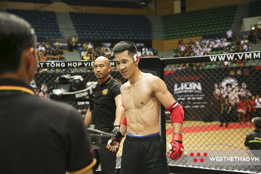 Võ sĩ Việt kiều Vũ Huy Tuấn: Chiến thắng ngày hồi hương ngọt ngào tại LION Championship